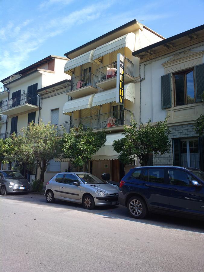 וירג'יו Hotel Delhy מראה חיצוני תמונה